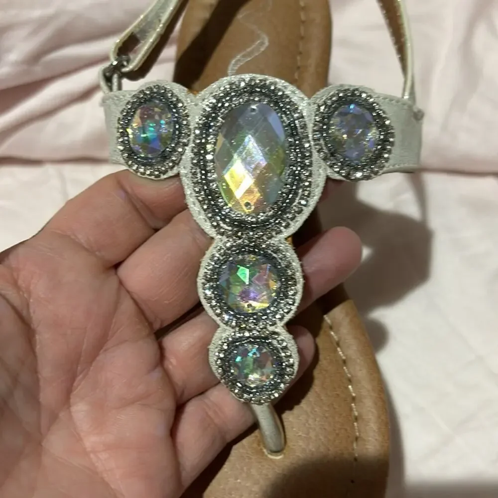 Elegant Nina 1 Silver Bejeweled Sandals tan soles glimmer bling on top euc
